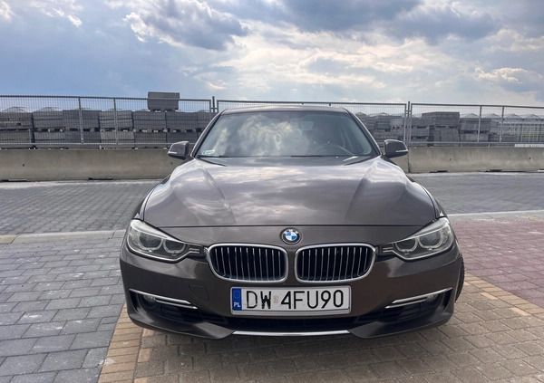 BMW Seria 3 cena 38000 przebieg: 254000, rok produkcji 2012 z Siechnice małe 106